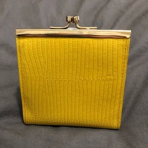 Vintage Saks Fifth Ave Genuine Leather Coin Purse